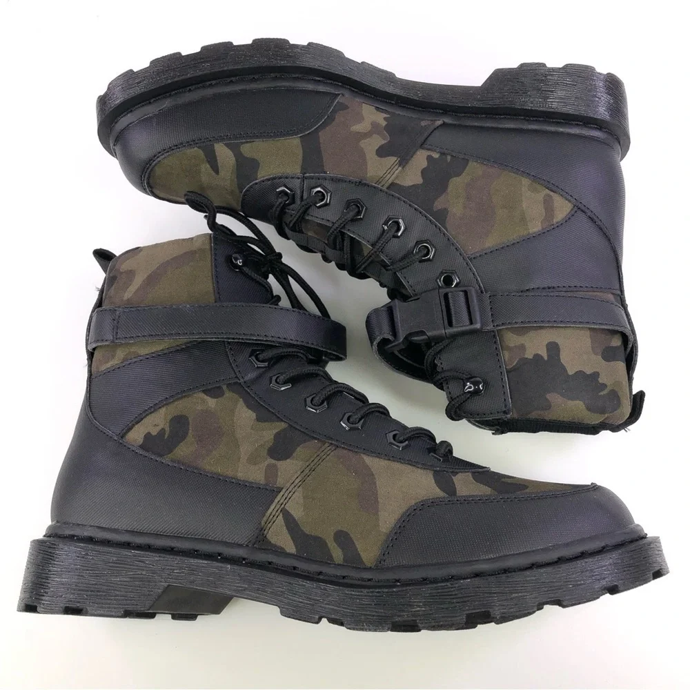 INC International Concepts Eliseo Camo Lace Up Boots Size 9.5M